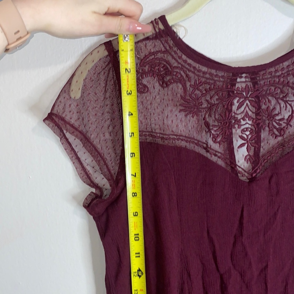 🌵Adorable lace maroon dress! - Picture 5 of 8